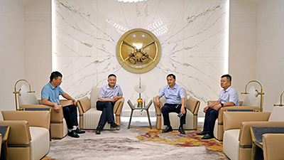 山東省鋼結(jié)構(gòu)行業(yè)協(xié)會(huì)周學(xué)軍會(huì)長(zhǎng)調(diào)研寧大集團(tuán)鋼結(jié)構(gòu)裝配式建筑工作